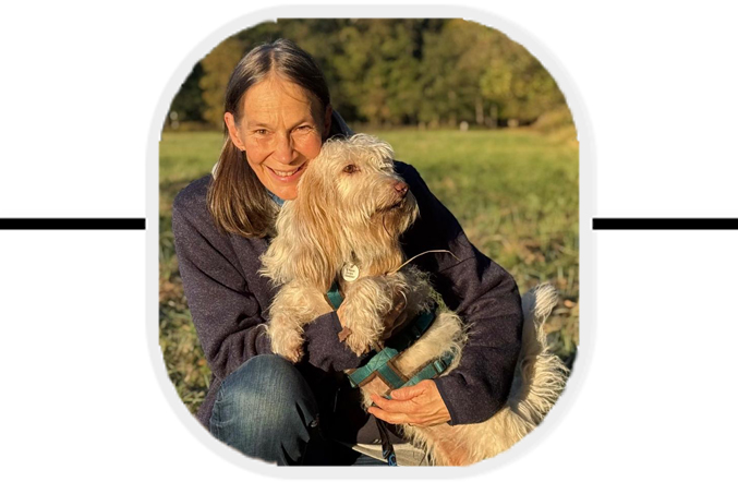 Ulrike Fuchs mit ihrer Hündin Chantal